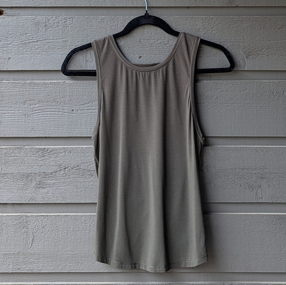 Lululemon Deep Stretch Tank Dark Olive Size 4 Yoga Pilates Barre Ballet - Picture 1 of 7